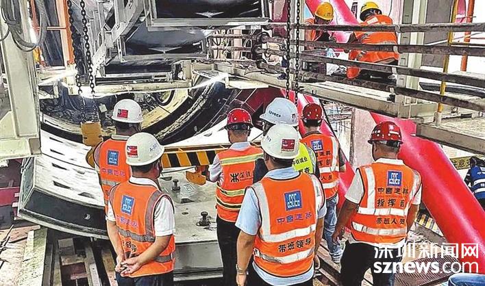 地铁13号线二期工程首台盾构即将“开工”