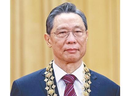 “共和国勋章”获得者钟南山：大医大爱，守护生命