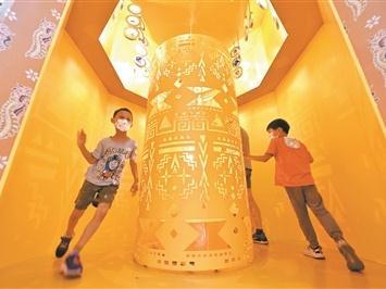 最炫民族风 “爱美风潮”，热迎中秋广州商场节日活动精彩纷呈