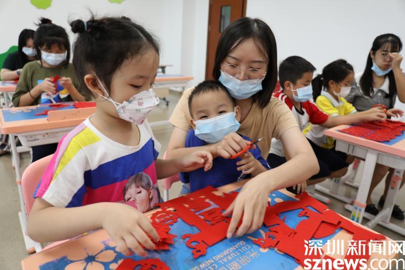 中秋节非遗文化大餐在光明区文化馆上演