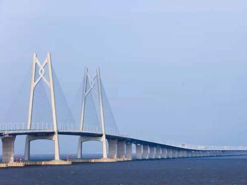 规划提出研究深圳经港珠澳大桥至珠海澳门通道，到底是个什么通道？