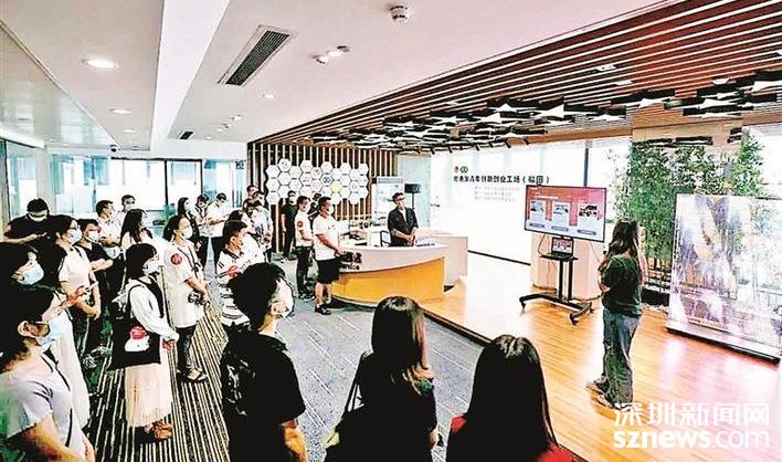 青年团干走访福田青年服务阵地