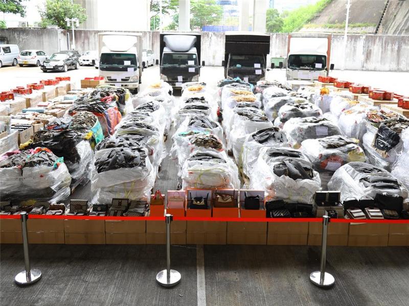 香港海关侦破历来最大宗走私案件