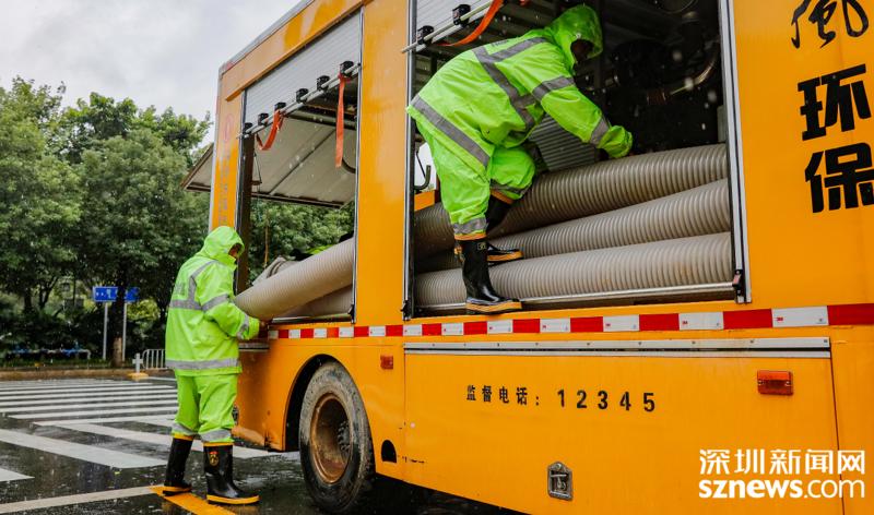 玉塘街道紧急备战 全力防御台风“圆规”