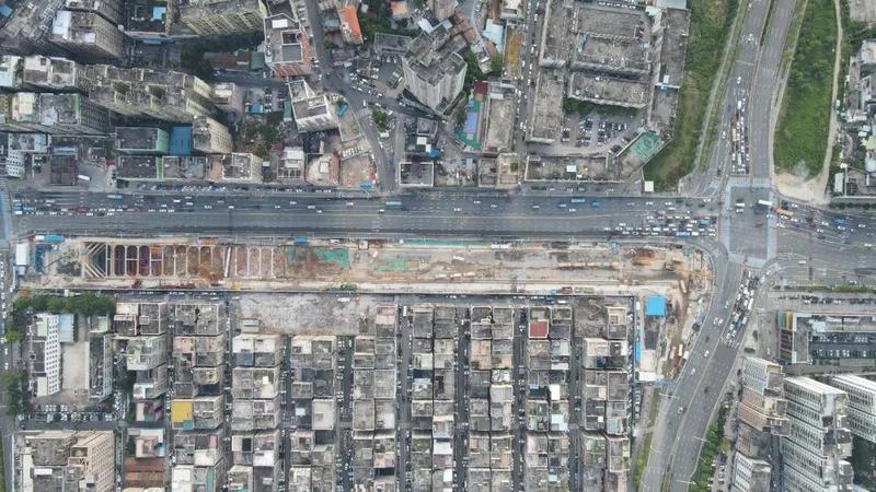 深圳西部“通勤快线”，施工进行时
