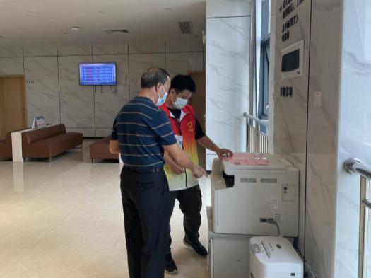 惠州市龙门县开设行政服务专窗，让老年人办事更便捷