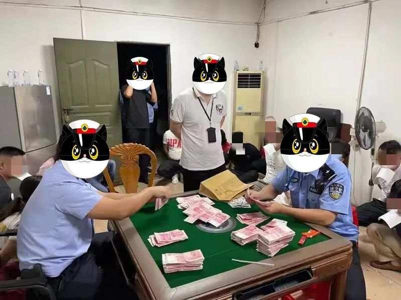 广东中山警方夜袭赌博窝点，缴获22万元现金无人认领