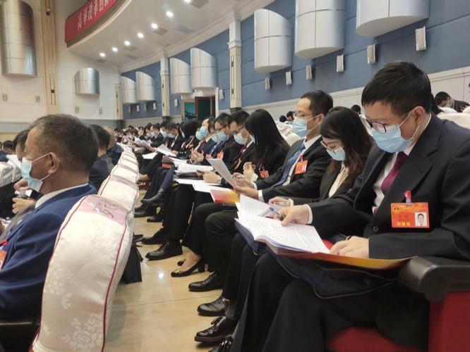 打造“五个示范”、目标五千亿GDP！顺德区十七届人大一次会议开幕