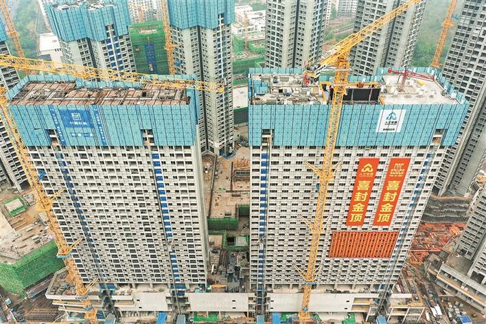 65层！深圳最高装配式住宅 安居凤凰苑首栋塔楼封顶，建成后可提供3627套人才住房