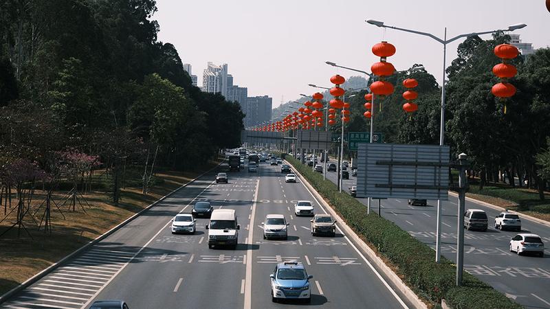 交警提醒：车辆严重超员可追究刑责 切记安全守法驾驶