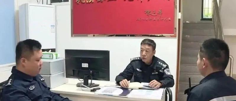 社区警务工作就是“每户必访，有难必帮”