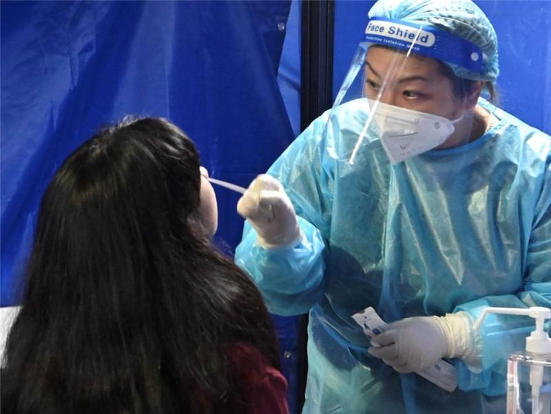 香港日增614例新冠肺炎患者 607宗为本地个案