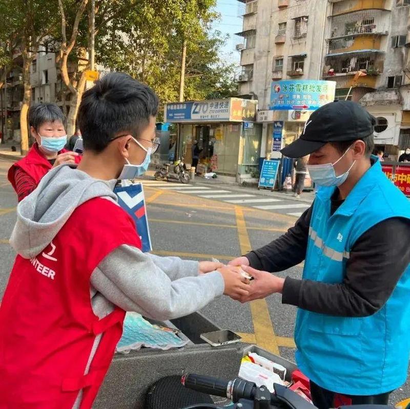 活动回顾 | 万象罗湖庆元宵③：爱心传送，暖心佳节