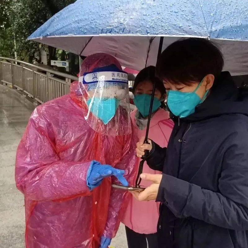 罗湖区妇联抗疫展担当，逆风再出发