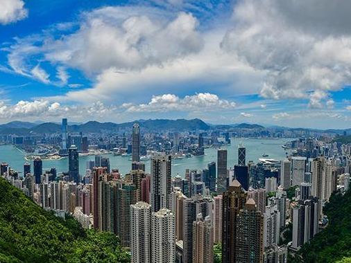 香港财政司司长：预测香港今年经济增长2%至3.5%