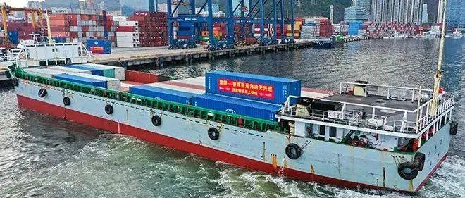 供港不停歇！“盐田-香港”中远海运天天班海上快线启用