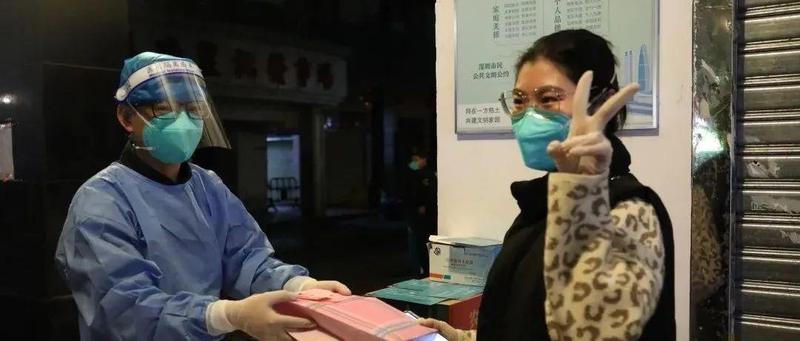 解封不解防！东门、清水河解封区域居民对抗疫充满信心！