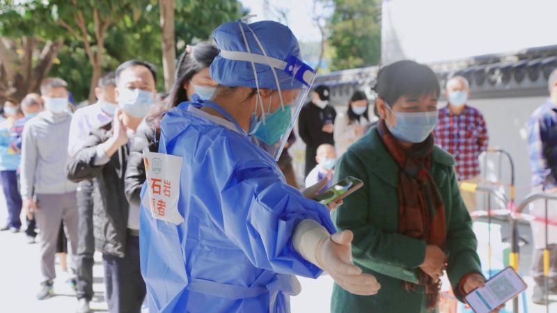 宝安战“疫”一线 “铿锵玫瑰” 绽放新时代美丽芳华