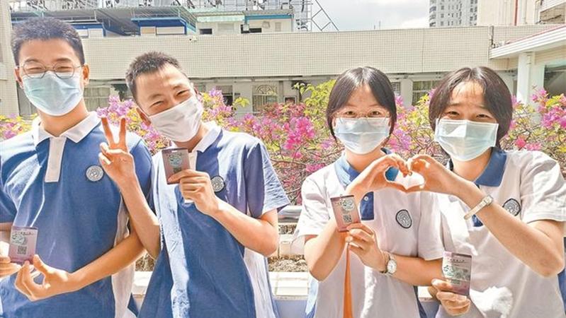 返校防疫第一课 教学不能少一个 我市初三学生昨返校