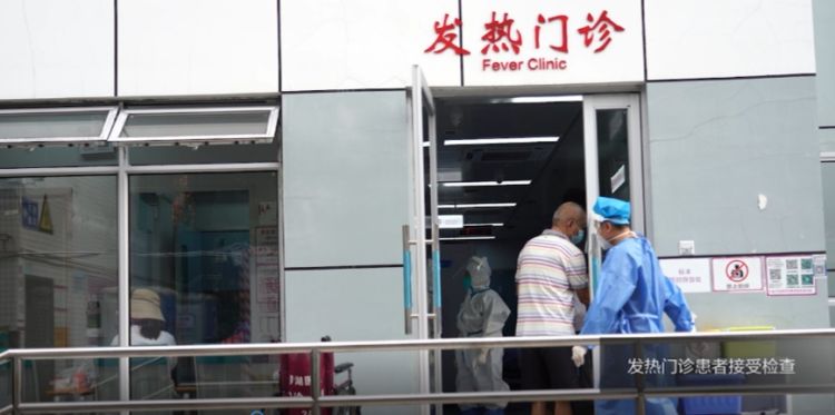 诊断达2000人次，华大智造远程超声机器人上岗深圳医院