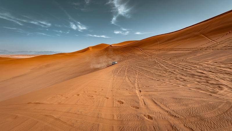 穿越“死亡之海”的沙漠公路，即将通车！