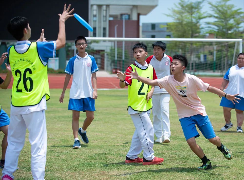 四川:“奔跑吧·少年”儿童青少年主题健身活动以赛赋能育新苗(图1)