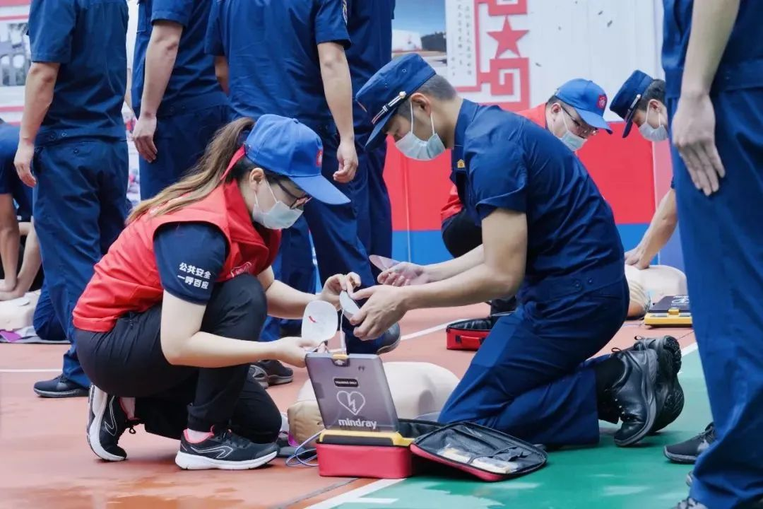 深圳400余座消防救援站实现AED一体机全覆盖
