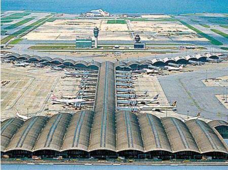 香港特区政府动员千人机场演习 测试能否应付旅客量上升