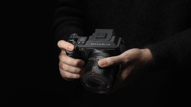 哈苏一亿像素中画幅旗舰相机X2D 100C正式发布