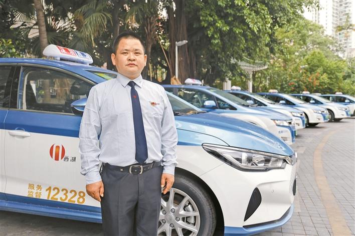 深圳的哥刘晁魁获评全国十大最美出租车司机