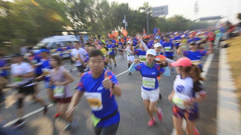 开放报名！2022深圳南山半程马拉松官宣启动，12月4日开跑