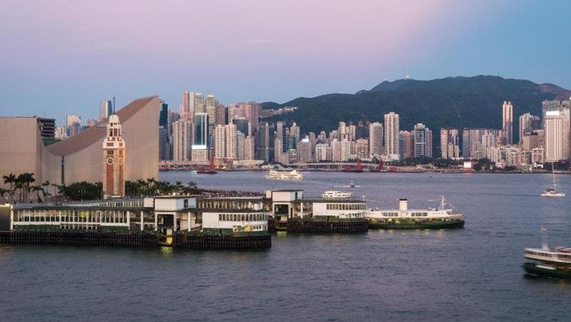 专家称“香港作为购物天堂美誉没有褪色”