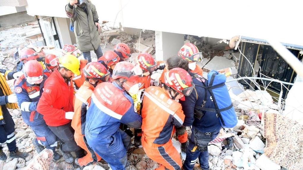 中国救援队再次成功营救一名幸存者 