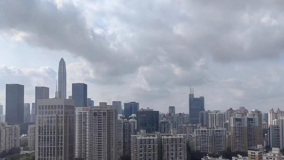 直播 | 今年深圳首场雷雨大风天气上线，请注意防范！