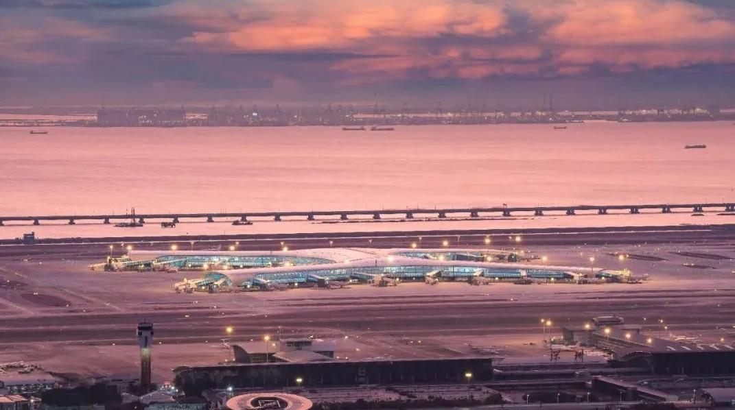 全球“最美”！深圳机场蝉联“世界十大美丽机场”桂冠