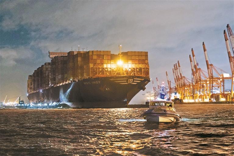深西港区铜鼓航道实现20万吨级船舶常态化夜航