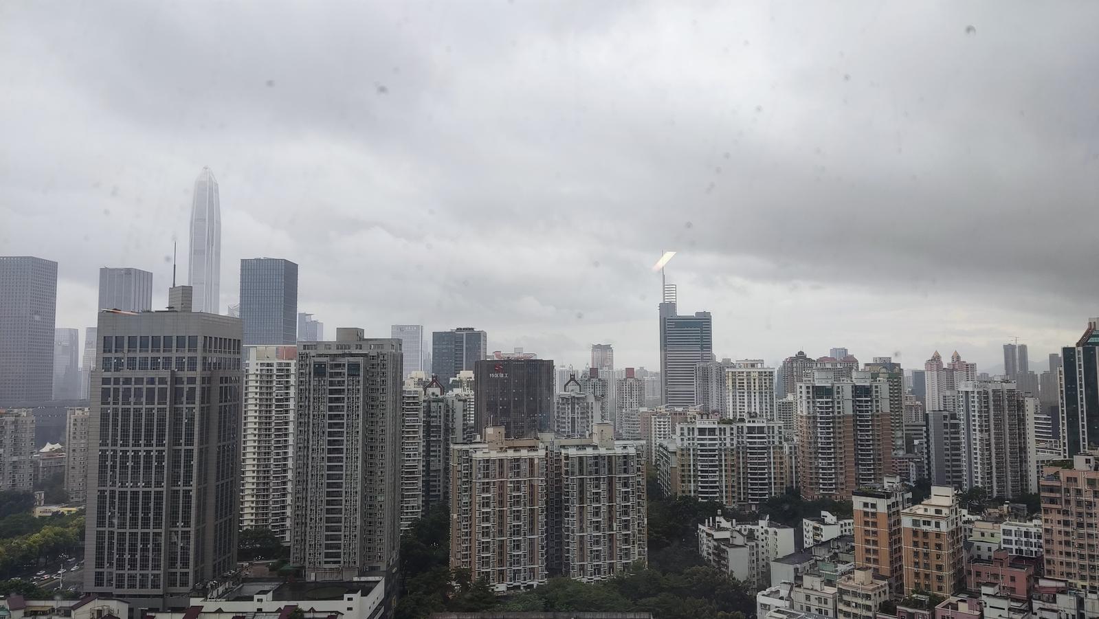 直播 | 深圳分区暴雨黄色预警