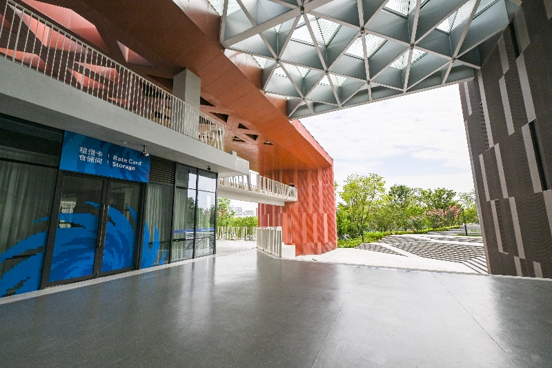 7月15日在成都大运村内拍摄的“冷巷”建筑。新华社记者王曦 摄