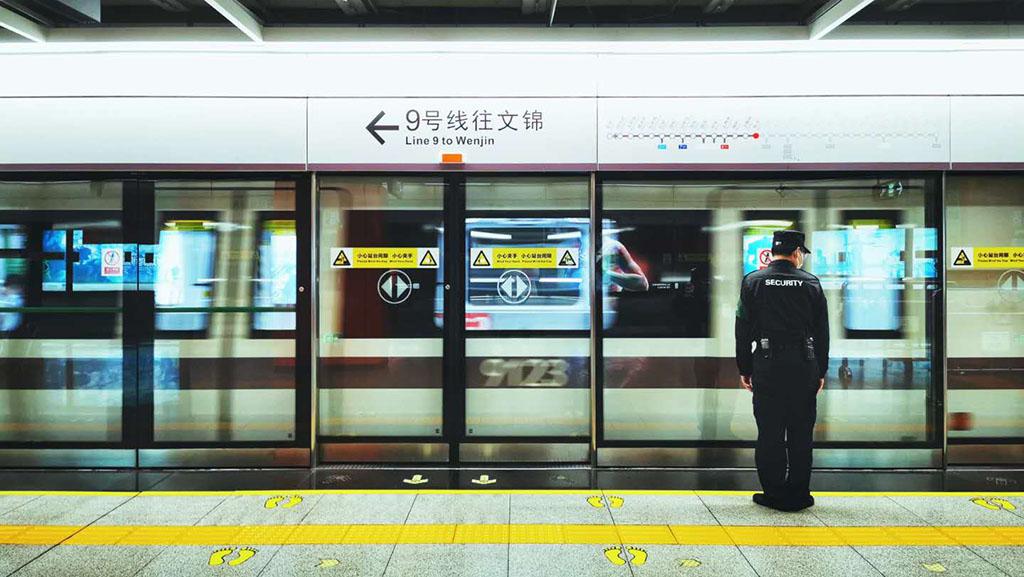 9月1日19时起，深圳地铁全网各线路所有列车和车站将停止运营服务