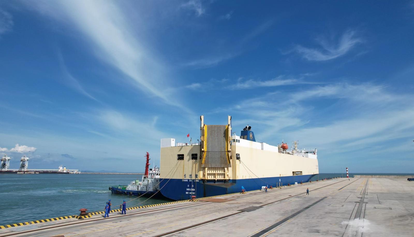 1580辆新能源汽车包船直航泰国 深汕小漠国际物流港创单次最大出运量纪录
