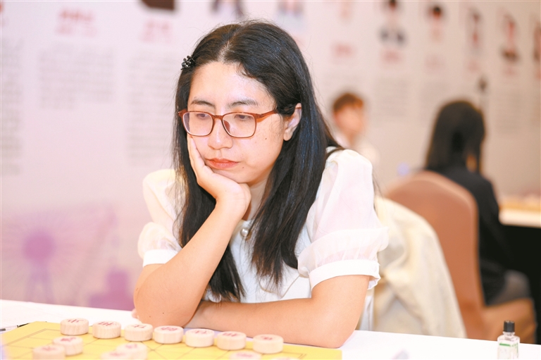 首届全国象棋女子国手赛收兵 陈丽淳摘中国象棋首个“女子国手”头衔