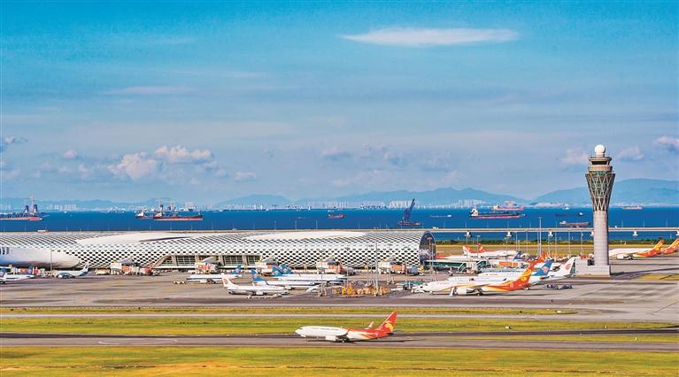 深圳机场客货业务再提速 冬春航季日均航班量创新高