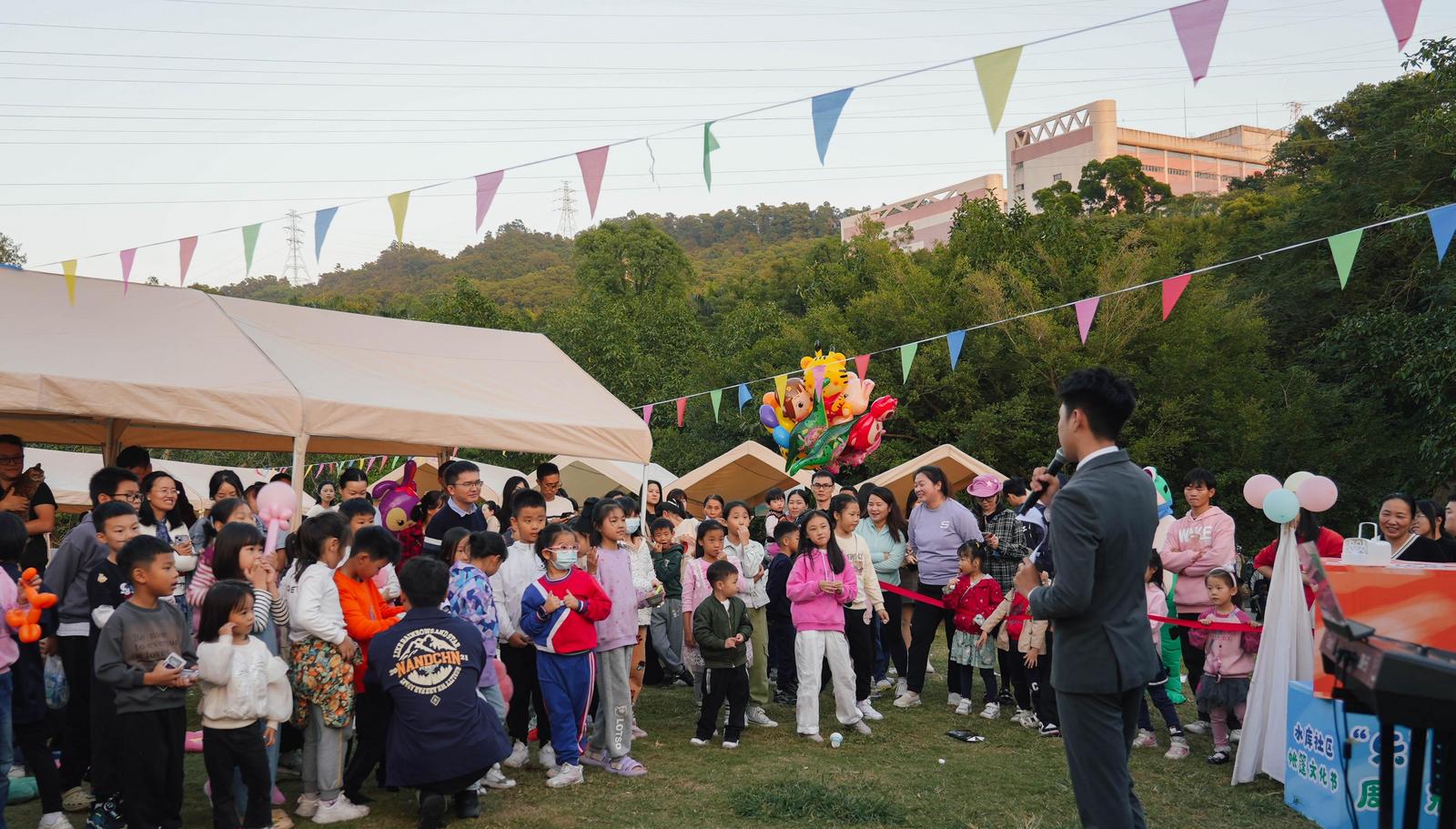 以“音”之名“乐”享周末：水库社区举行帐篷文化节