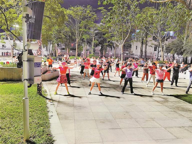 这里的广场舞不扰民 宝安区新安街道落地全国首个广场舞定向音柱_深圳新闻网