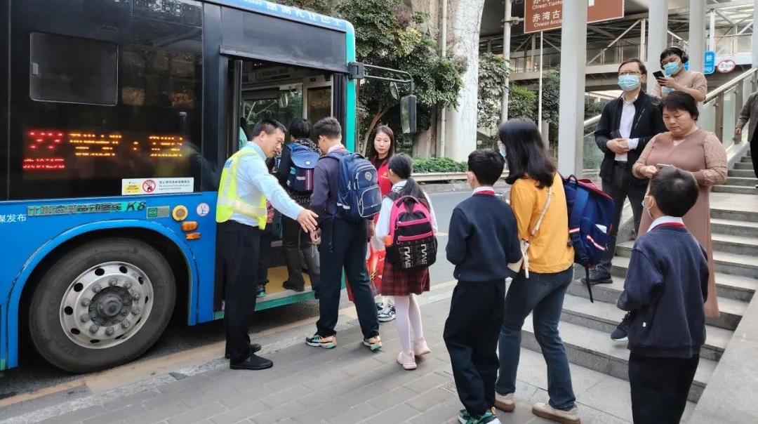已覆盖全市所有行政区 新学季深圳新增9条通学巴士线路