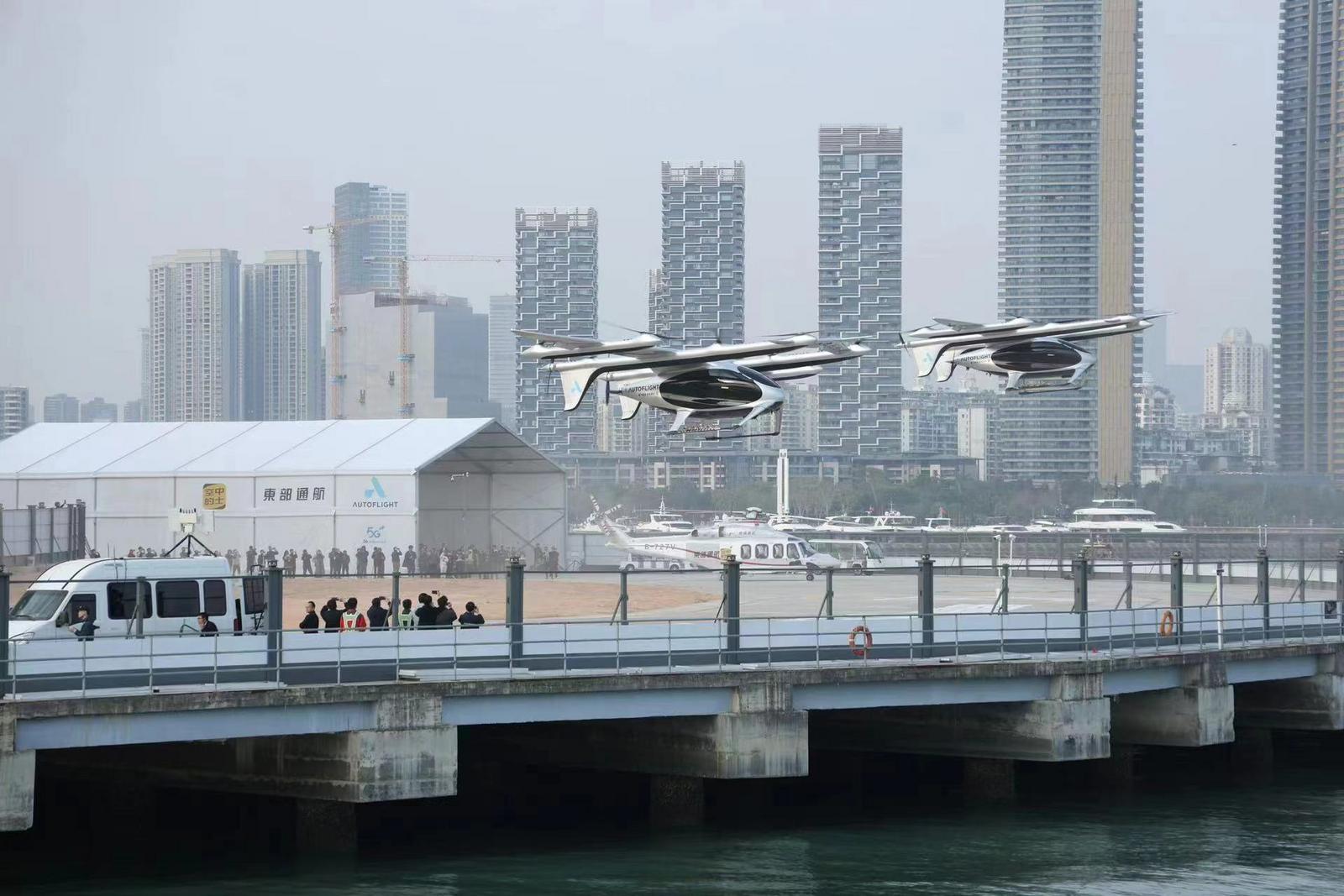 深圳－珠海仅20分钟！峰飞航空与东部通航携手完成首条跨海跨城eVTOL航线演示飞行_深圳新闻网