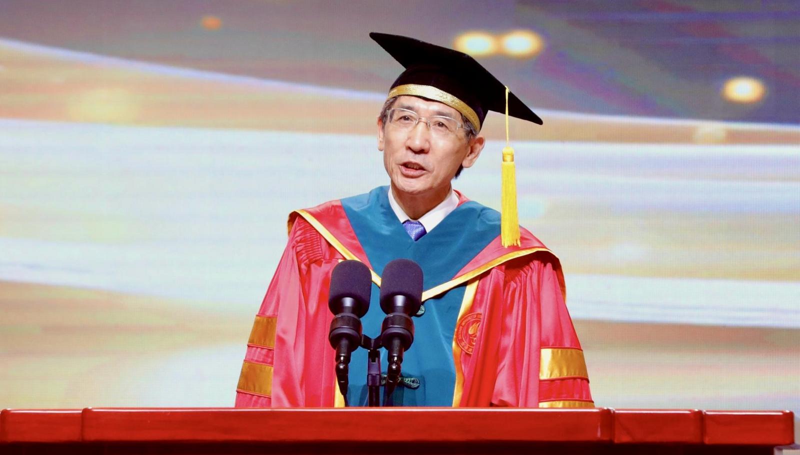 南科大校长薛其坤寄语2024届研究生毕业生：以创新为炬，照亮远大前程