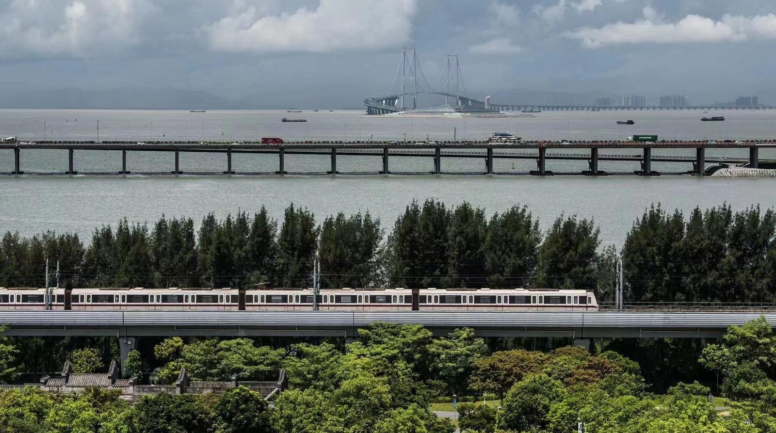 位列全国第一！7月12日，深圳地铁线网客流强度1.85万人次/公里