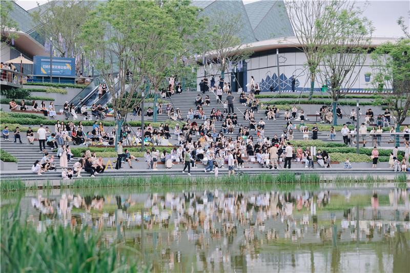 创新消费场景 深圳大运天地全新亮相!_深圳新闻网