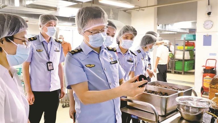 寶安區(qū)扎實保障校園食品安全 用忠誠書寫飲食健康答卷